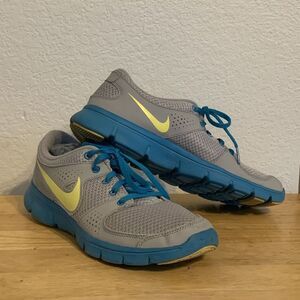 Nike Womens‎ Flex Experience Run 525754-012 Gray Running Shoes Sneakers Size 9.5